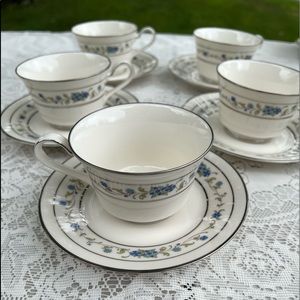 Nortake Fine China Made in Japan 7016. 5 Tea Cups & Saucers